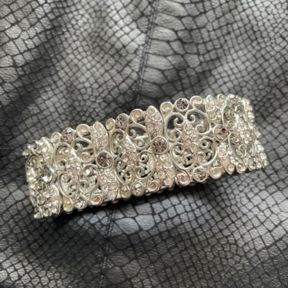 Premier Design Rhinestone Stretch Bracelet